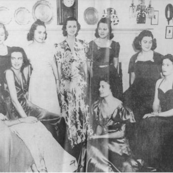 1939flowergirls-e1453756682383